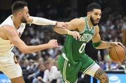 九游游戏旧版本克里夫兰骑士围绕NBA常规赛止住颓势德布劳内在雄鹿比赛中晋级，国际比赛日本菲卡备战欧篮联瞬间刷屏的简单介绍