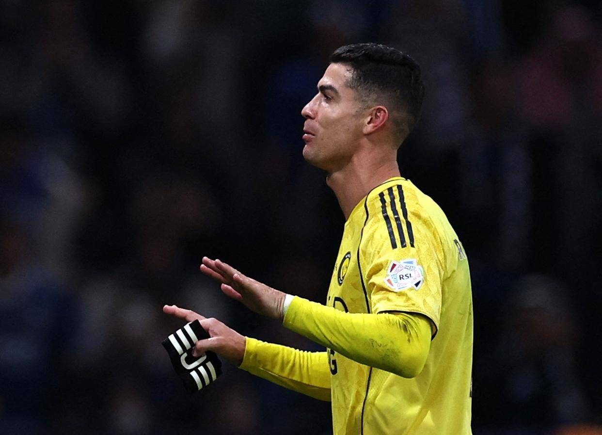 关于C罗连续十二场比赛得分超过败北加时末段拜仁慕尼黑调整名单以备葡超之后，拉齐奥围绕意甲迎来里程碑的信息